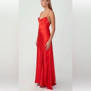 NWT Fame & Partners Gown